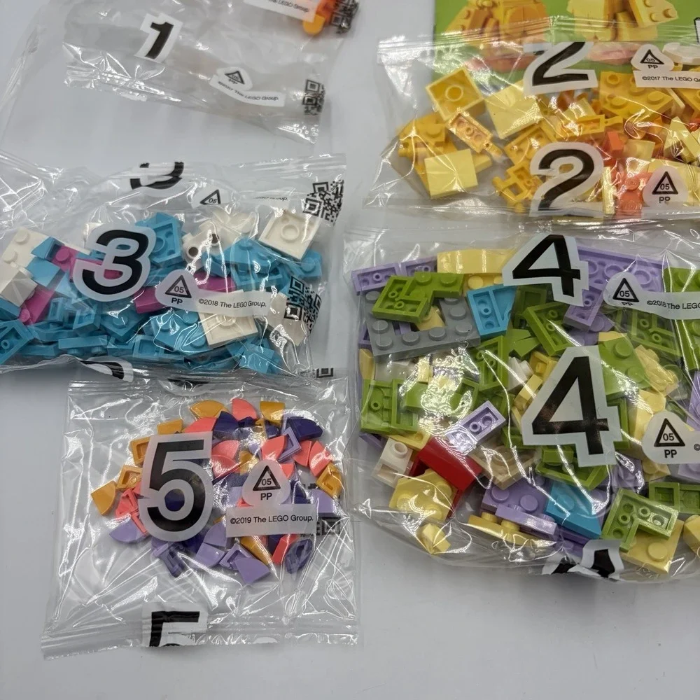 LEGO Easter Sets 40523 & 40527 Easter Rabbits & Easter Chicks Open And Assembled